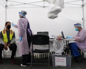 Pandemia de coronavirus, “lejos de haber terminado”: OMS