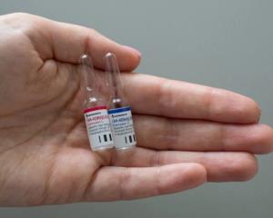 Científicos advierten que vacunas “Spuntnik-V” podría hacer mutar al Covid-19